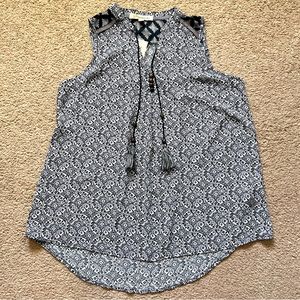 Rewind Top Blouse Women's Size M Sleeveless HiLo Hem Boho Chic Elegant Summer